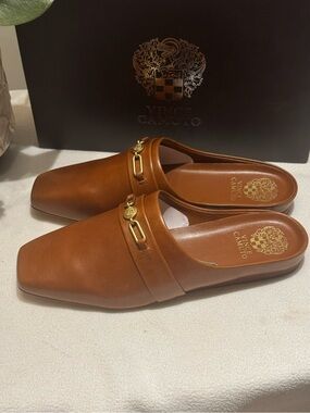 Vince Camuto Rechell mules in a whiskey brown leather S 8.5 NIB